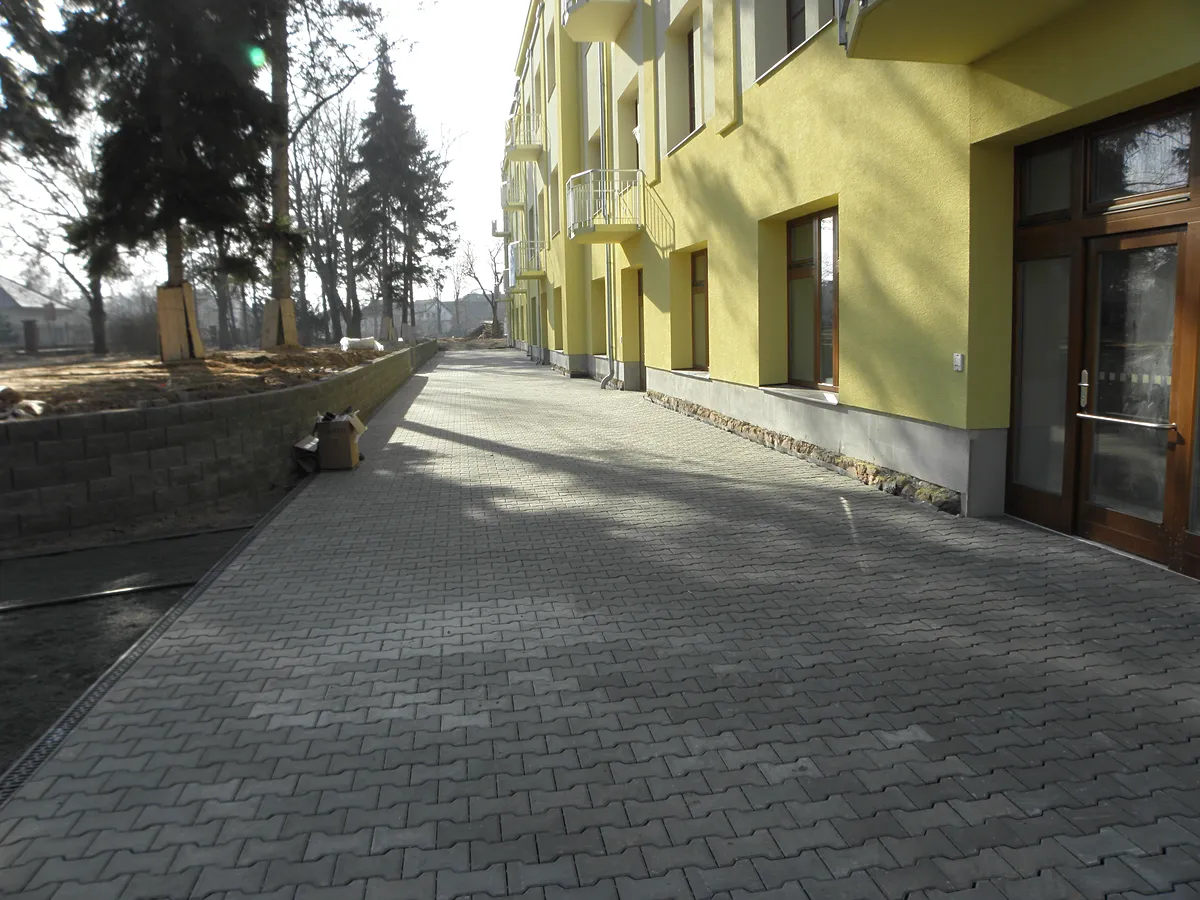 Pronájem skladového prostoru 121 m²